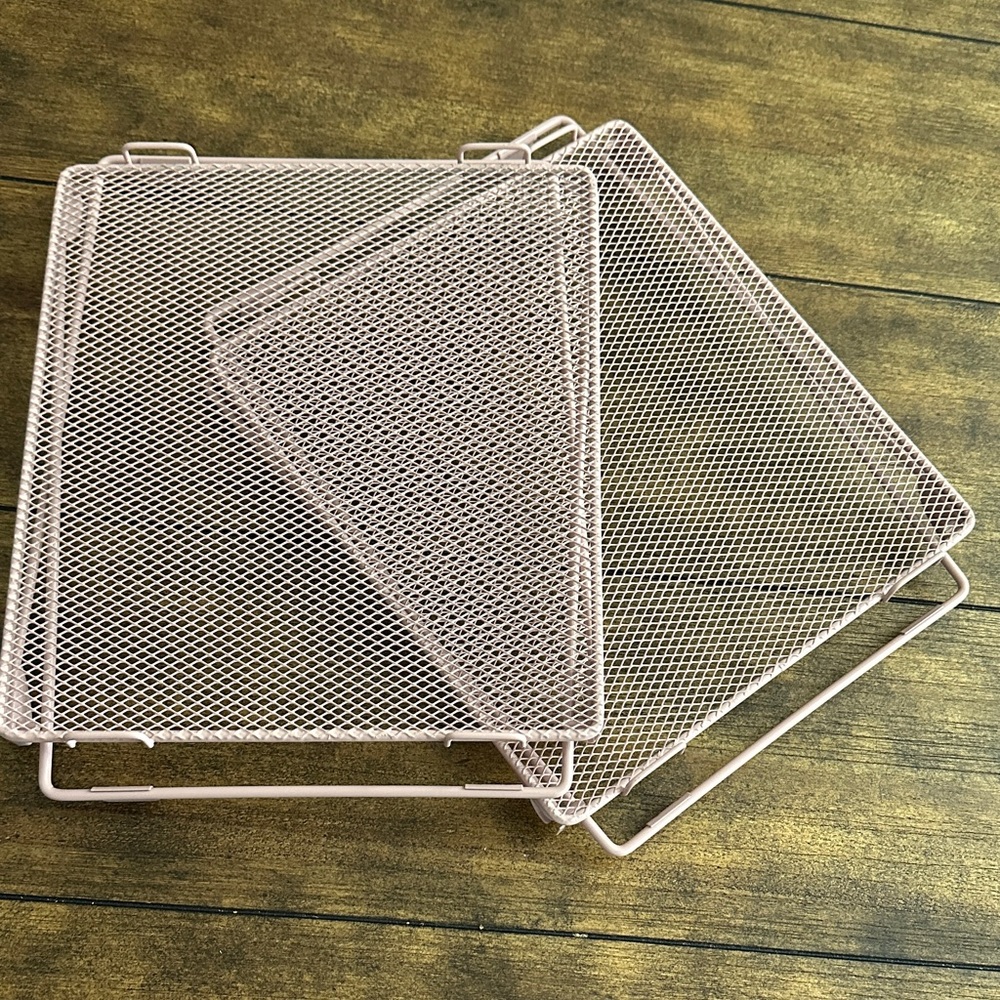 Pink Metal Mesh Stackable Cabinet Organizer – 2 Tier Shelf Riser